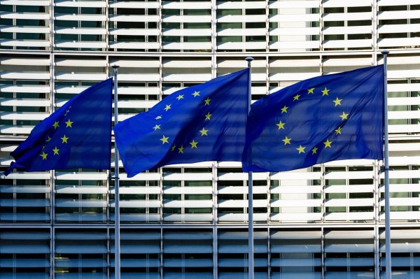 福建股票配资公司 欧盟宣布：制裁以色列！以军发起密集军事行动，加沙城大片的通信和互联网已中断！外交部最新发声